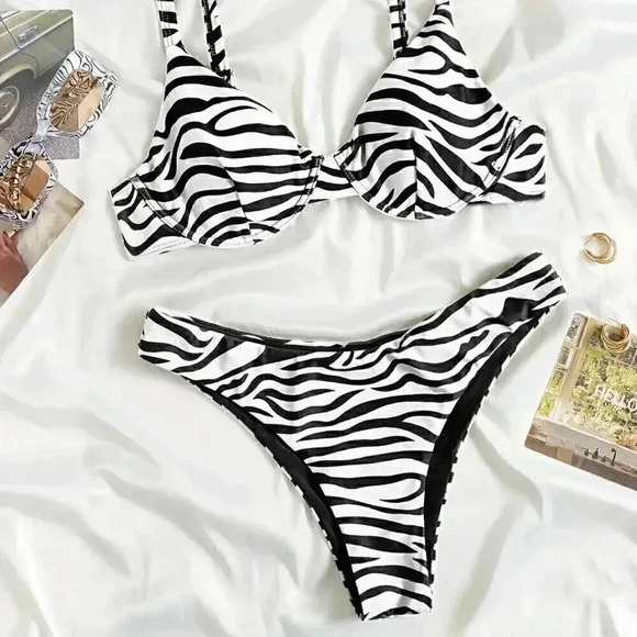 Womens Vacay Zebra Striped Underwire Bikini Swimsuit - Picture 1 of 4